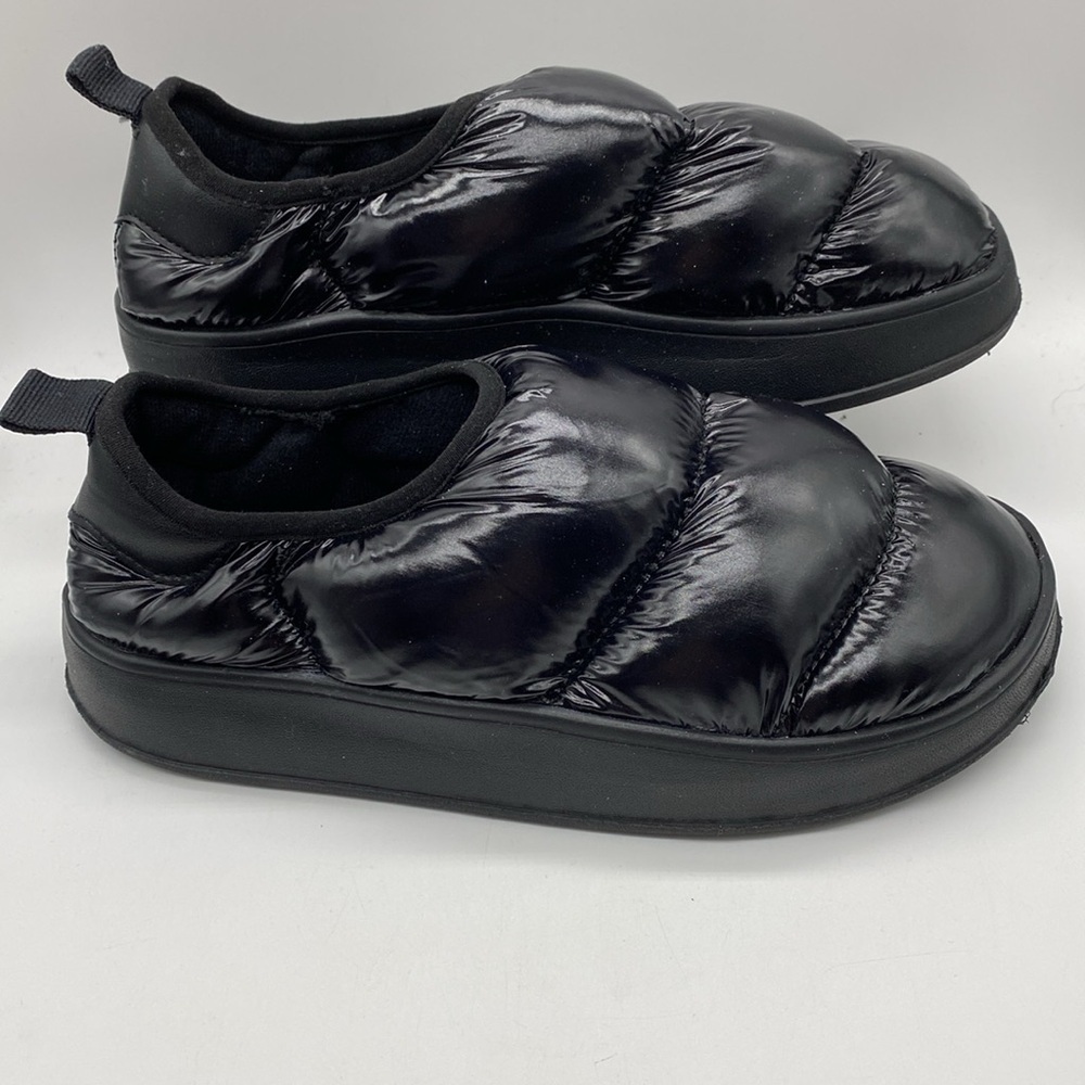 Steve Madden Chunky Black Puffer Shoes Sz 6.5 NWT
